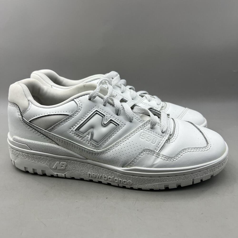 New Balance 550 Walking Shoes Women Size 10 White Leather Comfort Low Sneakers